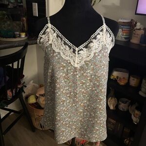 SHEIN Floral Lace Trim tank top